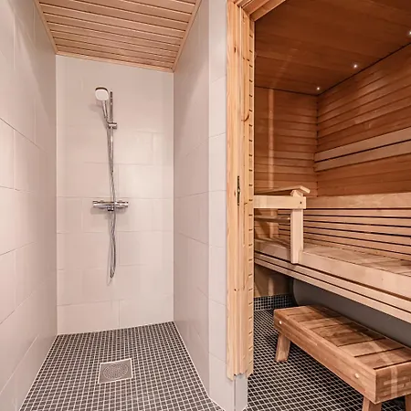 Nordic Alpine C5 Ski-in Ski-out By Aavalevi Apartment